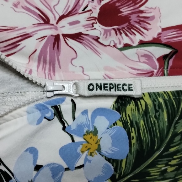 Norwegian Onepiece Tropicana Slim jumpsuit M NWT - Picture 7 of 13